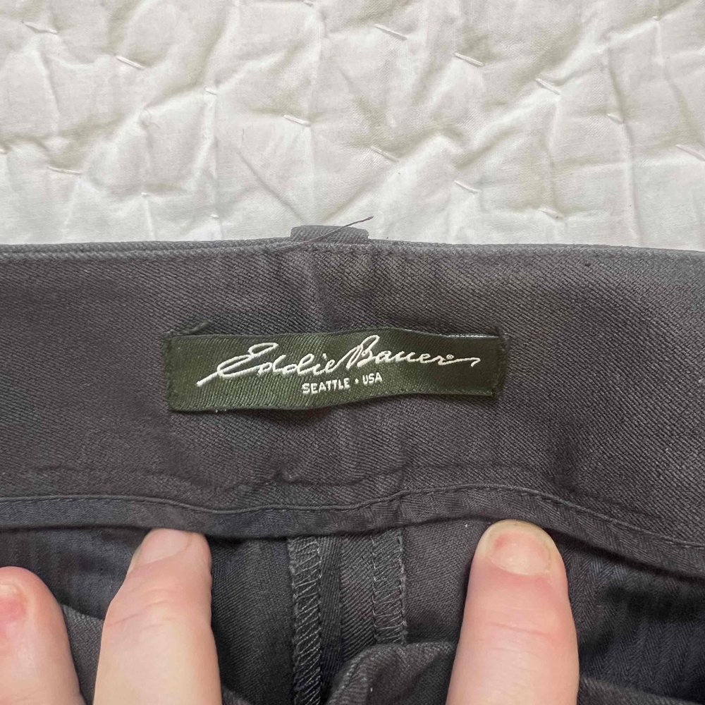 NWT Eddie Bauer Women’s Gray Flat Front W Crop Slim Pants size 10 - Picture 6 of 9